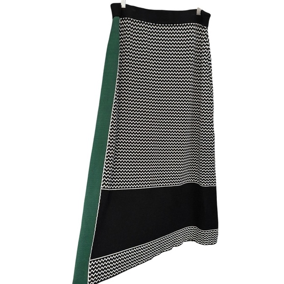 Knit Maxi Skirt XS Black White Zigzag Print with Green Panel - Picture 2 of 5